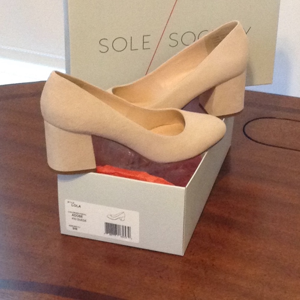 Pump, Sole Society